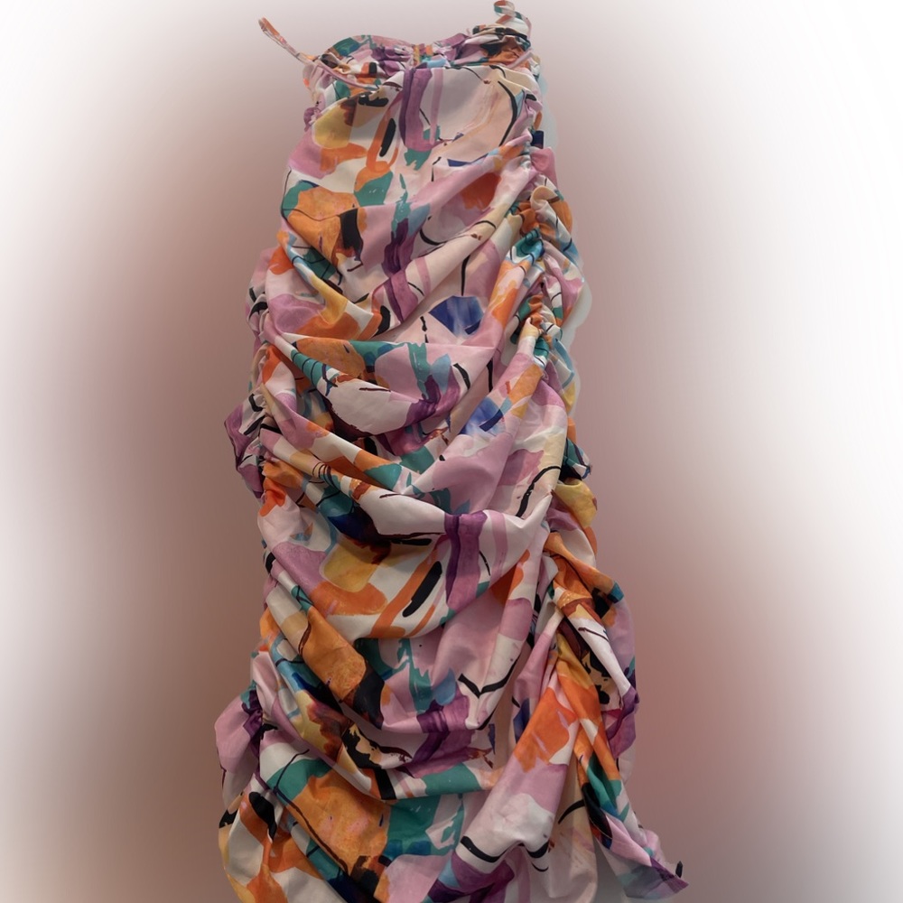 Pretty little thing, 8 , multi colored